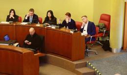 Mozione Palestina, pace in aula
