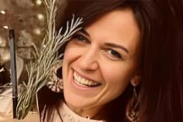 Lara, mamma di tre figli, muore in vacanza