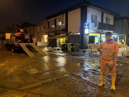 Allagamento e mare di fango in strada