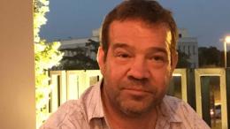 Arriva in azienda, accosta e muore