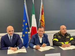 Venezia, firmato il protocollo per il soccorso aeromobile notturno dei Vigili del Fuoco