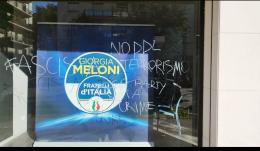 Imbrattata la sede di FdI a Mestre