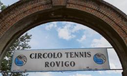 Campi da tennis, i lavori e la gara