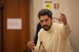 “La città ostaggio di giochi di potere” 