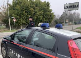 Mani addosso ai vigilantes per rubare il giubbino