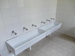 Bagni rinnovati e pi&ugrave; sicurezza: partono i lavori alla primaria Marchetti