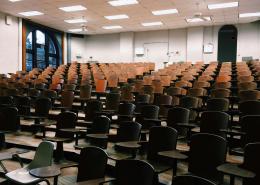 Medicina a pagamento, la scorciatoia privata
