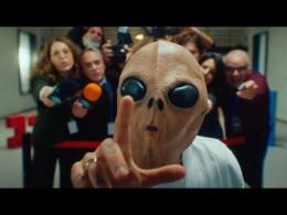 Ultimo inaugura il 2026 con &ldquo;Acquario&rdquo;: un tormentone che sorprende