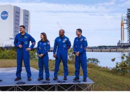 Un milione di nomi verso la Luna
