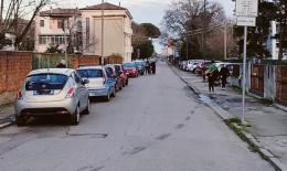 Nuovi marciapiedi in via Montessori