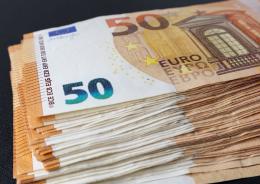 Scuola, stipendi sotto la lente
