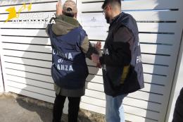 Debiti milionari ma vita da signori: indagati