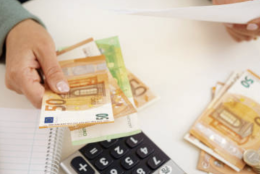 Buste paga pi&ugrave; alte da aprile per milioni di lavoratori
