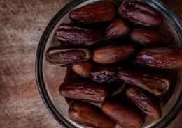 Datteri e IA ridisegnano  il Ramadan