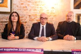 "La scelta? E' tra un figlio di questa terra e un estraneo"