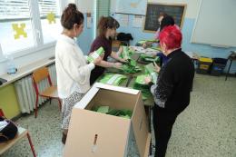 E' finita. Ha vinto - nettamente - il No