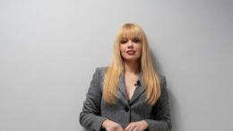 Il settore delle escort potrebbe portare nelle casse dello Stato fino a 800 milioni di euro