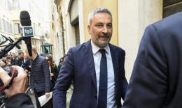 C&rsquo;&egrave; Speranzon contro le divisioni
