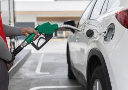 Pericolo benzina a 3 euro