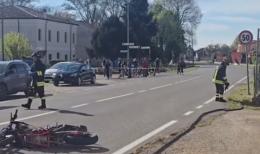 Incidente auto-moto: due feriti, uno &egrave; grave