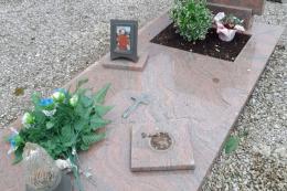 I ladri di rame depredano le tombe