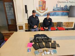 Cocaina nel motore: maxi sequestro da 10 kg di cocaina