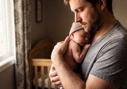 Depressione post-partum, anche ai pap&agrave;
