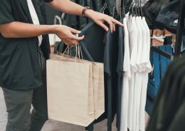 &ldquo;Dovrebbero rispettare le norme&rdquo;