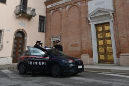 Simula un incidente per ingannare l'assicurazione: in carcere