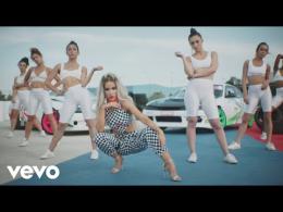 L'autodromo set del nuovo video di Baby K