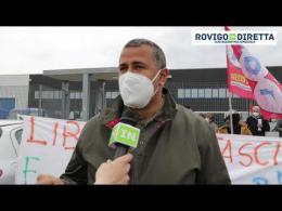 Sit-in dei Cobas davanti a FerCoop