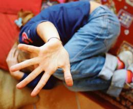 Stalking al nipote, dopo la violenza sessuale