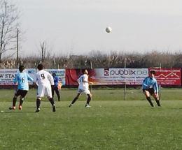 Salta il minuto di raccoglimento alla partita