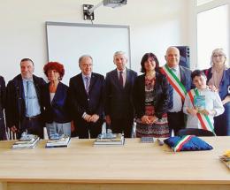 La ministro Fedeli: “Investire a scuola crea benessere”