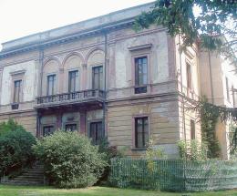 E Villa Finzi si rifà la copertura