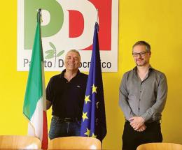 I dem in pullman a Milano dalla parte di Mattarella