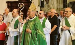 L'ultima messa del vescovo Tessarollo in Cattedrale a Chioggia