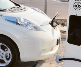 Veicoli elettrici, in arrivo la rete di ricarica