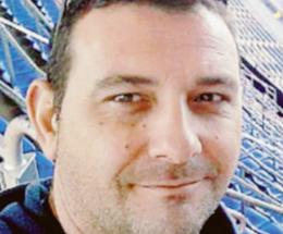 “E’ morto con la mano sul cuore”