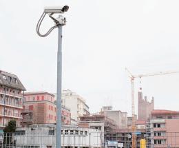 “Una telecamera su ogni lampione”
