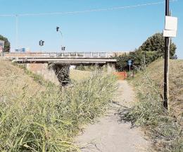 Sottopasso bloccato nel degrado