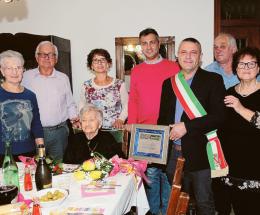 I cento anni di nonna Elisa: che festa