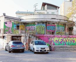 L’ex biglietteria ha i giorni contati