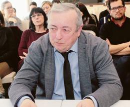 “Il silenzio assordante dei politici”