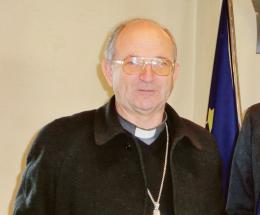 “Io il vescovo l’avrei accolto”