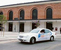 Zuffe e insulti, taxi nell’anarchia