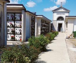 “Tanti lavori per il cimitero”