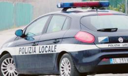 Ubriaco al volante centra due auto nel sorpasso