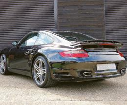 Comprano la Porsche, non arriva mai