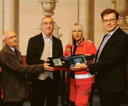 Un defibrillatore a Blu Soccorso per continuare a salvare vite
